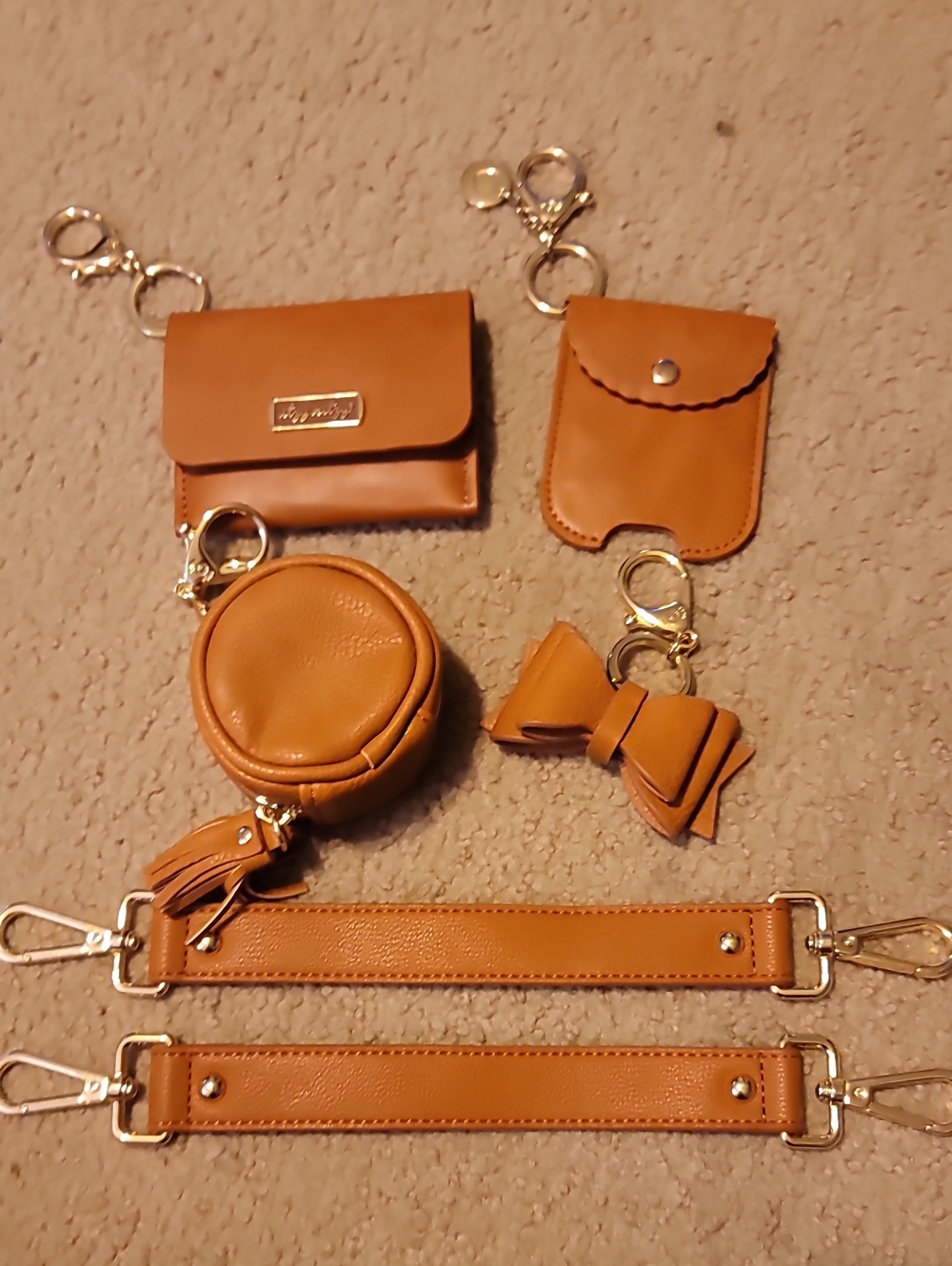 Itzy Ritzy Cognac Accessories Bundle